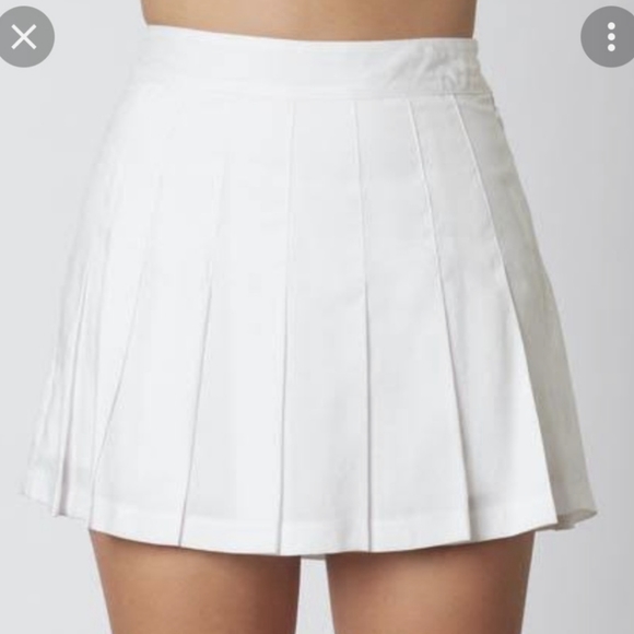 NWOT Fashion & Dyt pleaded skirt w/ shorts - Picture 1 of 7